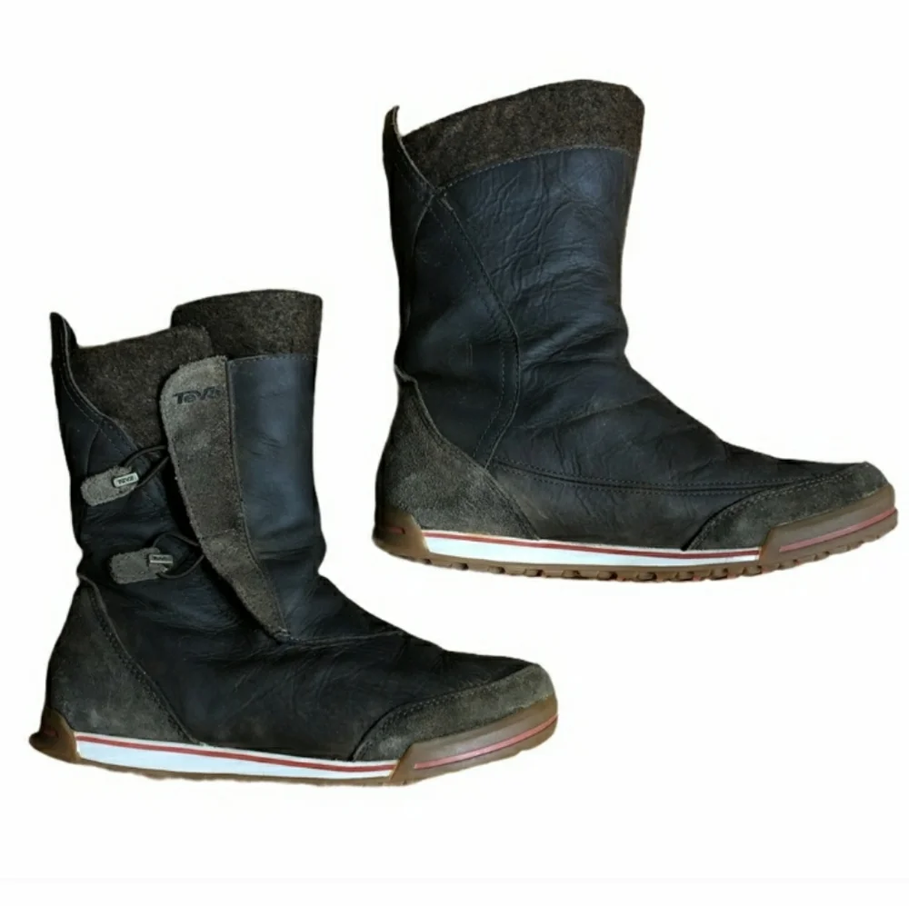 TEVA Haley Waterproof Snow Boot Sz 6.5